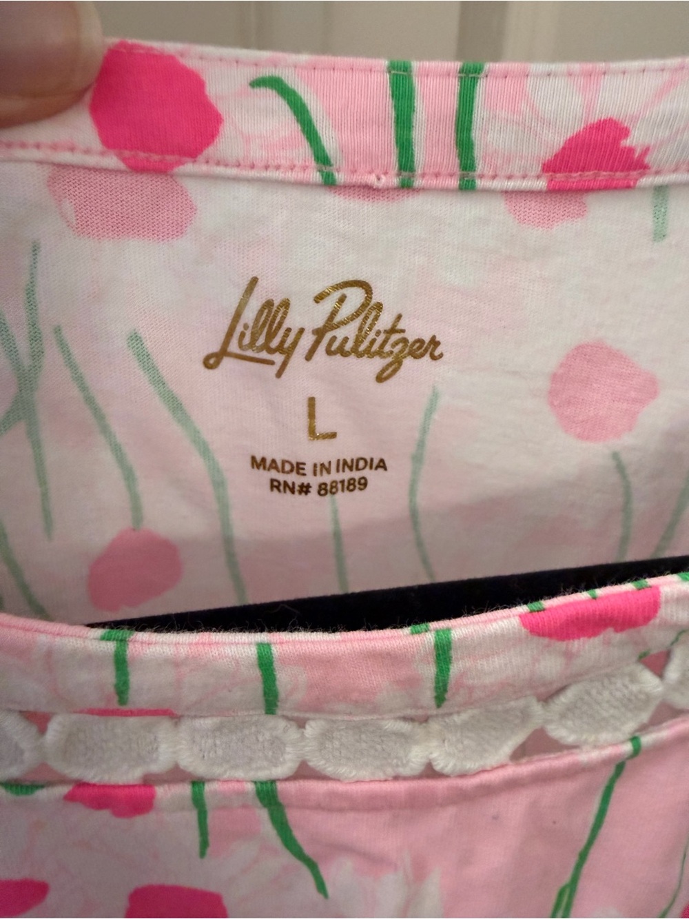 Lilly Pulitzer Clairmont Conch Shell Pink Lil Sunny Daisies 3/4 Sleeve Top - Picture 3 of 3